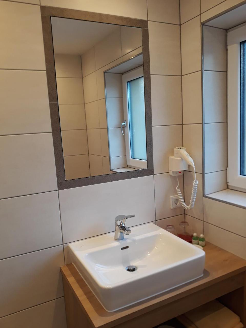 Hotel Jagdhof Kramsach Bagian luar foto